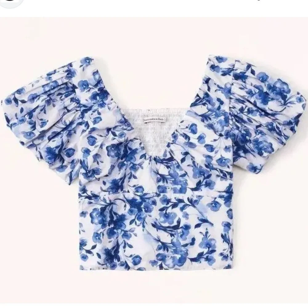 Abercrombie & Fitch Drama Puff Sleeve Sweetheart Floral Top Size S